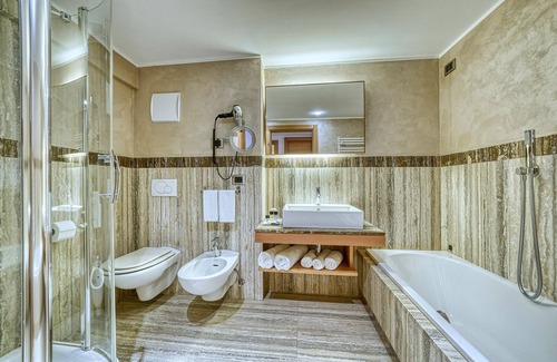 Madonna di Campiglio Hotel | Majestic Mountain Charme Hotel