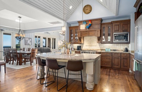 Vein Mountain Casa | Majestic Mountain Manor | Perfect, Pet-Friendly Mountain Retreat with Amazing Views