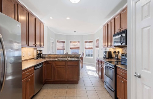 Murfreesboro Casa | Majestic Murfreesboro Manor | Pet Friendly!