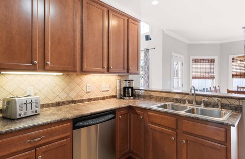 Murfreesboro Casa | Majestic Murfreesboro Manor | Pet Friendly!