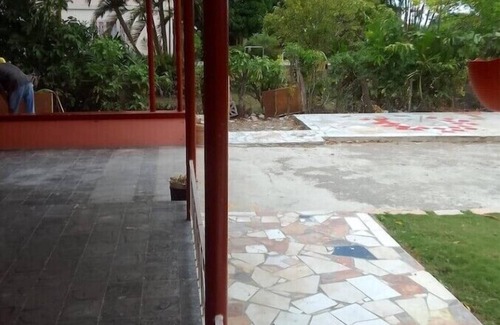 Runaway Bay Apartamento | Majestic