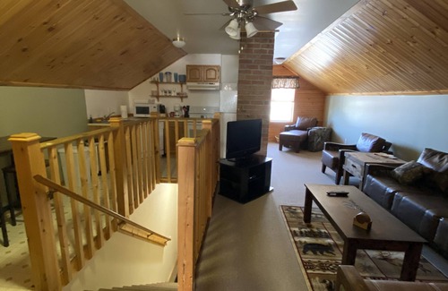 Sinclair Cabina | Lakeside Lodge Sinclair Maine LLC