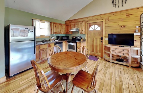 Gatlinburg - Pigeon Forge Cabina | Majestic View by Jackson Mountain Rentals