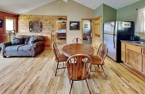 Gatlinburg - Pigeon Forge Cabina | Majestic View by Jackson Mountain Rentals