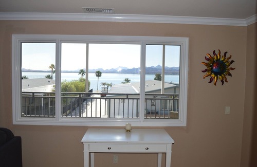 Havasu Lake Casa | Toy Box de los mayores - Amazing Home in Havasu Landing