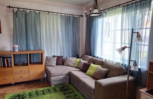 Kuressaare Apartamento | Majutus rahulikus piirkonnas kesklinna ja mere läheduses