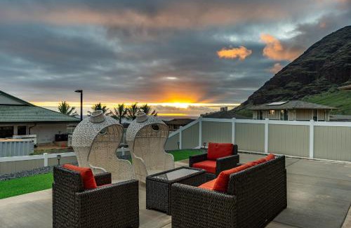 Makaha Valley Casa | Makaha Hideaway by AvantStay 10 Minutes to Beach