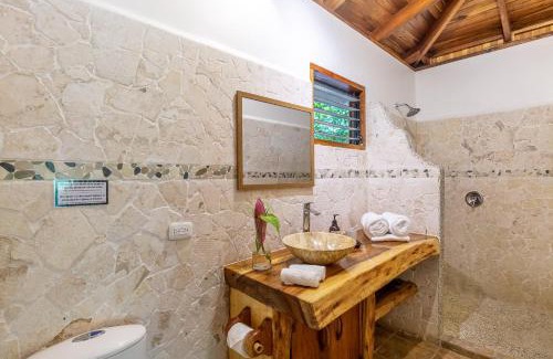 Playa Santa Teresa Cama Y Desayuno | Makanas Beach Bungalows