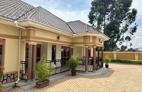 Kabale Casa | Makanga Hill Suites