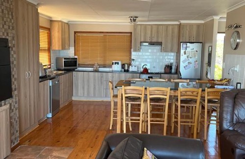 Bothastrand Casa | Makarios