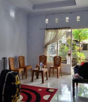 Makassar Casa | Makassar Airin Homestay