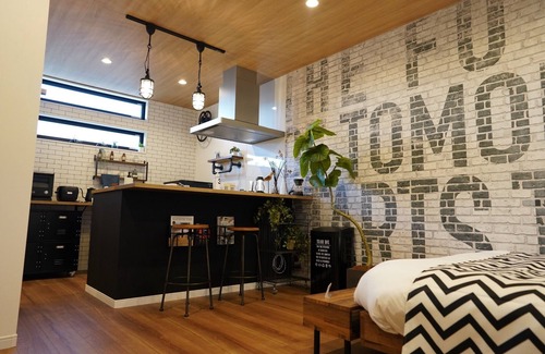 Saeki Ward Hotel | Make a reservation directly and save Double room - Garage House Hotel ISHIUCHI BASE 02 / Hiroshima Hiroshima