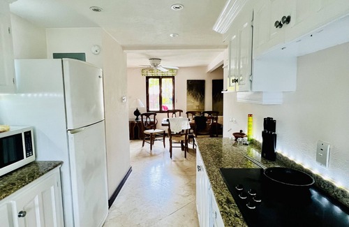 Porters Casa | Make Dreams at Mango Crescent