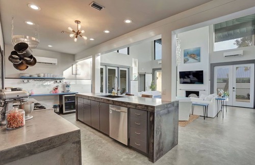 Demere Park Casa | Make Memories - hot tub, pool, beaches, putting green, fire pit…