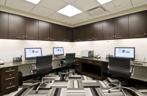 Wilburton Casa | MAKE YOUR BASE IN DOWNTOWN BELLEVUE