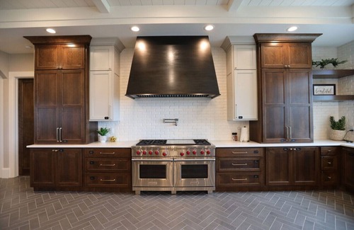 Fish Haven Cabina | Make your next family reunion, corporate retreat, or special event unforgettable.