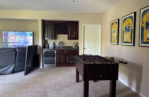 Bucyrus Casa | Make yourself at home in this fully furnished 4-bed, 3-bath home