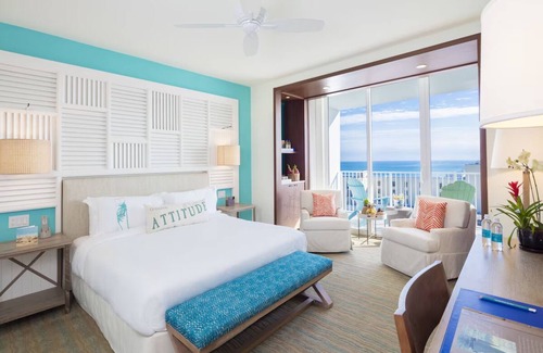Hollywood Hotel | Making The Best Memories Along The Way! 3 Units, Pool, Beach, Pets Are Welcome!
