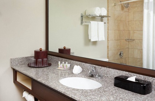 Matteson Casa | Making The Best Memories Along The Way! 2 Classy Units, Onsite Bar
