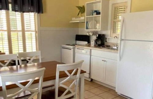 Longs Casa | Making The Best Memories Along The Way! Pool, Near Crown Park Golf Club