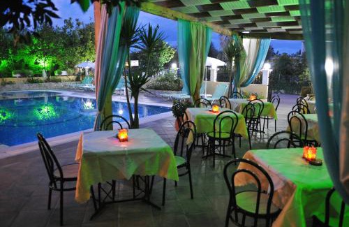 Messonghi Hotel | Makis louvlis apartments