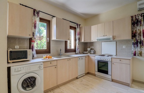 Makry Gialos Casa | Artemis Villa Makrigialos: de 4 dormitorios, piscina privada vistas al mar, wifi