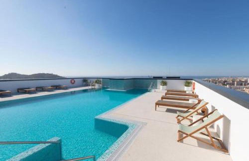 Palma-Palmilla Apartamento | Malaga Skyline Suite with Pool - Floor 26 - Free Parking