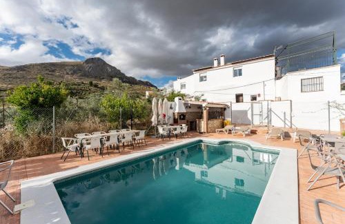 Alcaucín Chalet De Esquí | MalagaSuite Villa Rural Alcaucín