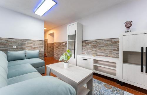 Alcaucín Chalet De Esquí | MalagaSuite Villa Rural Alcaucín