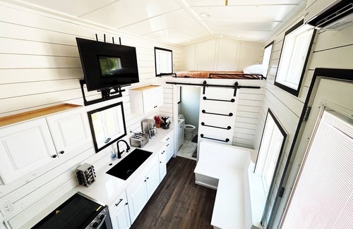 Fallbrook Cabina | Malbec Cabin @ Vinyard Winery, 3 Adults, 1 Kid, WiFi, AC, Fallbrook