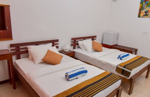 Himmafushi Cama Y Desayuno | Maldives Beach Villa, Isla Himmafushi