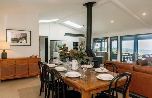 Wootha Casa | Maleny Scenic Retreat