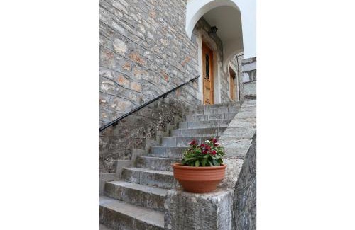 Kosmas Casa | Maleatis Apollo Guesthouse