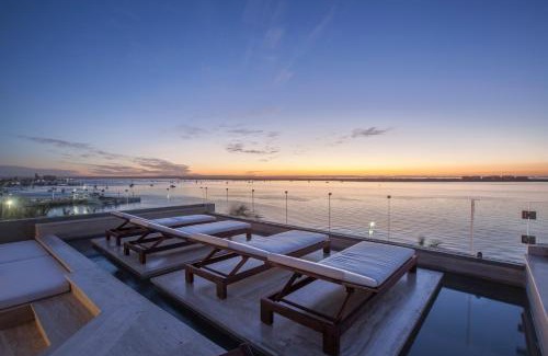 La Paz Hotel | Malecón 1680