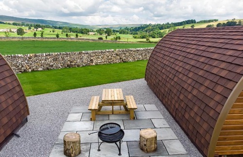 Airton Otro | Malhamdale Glamping