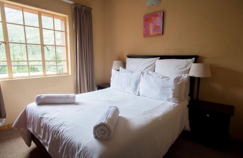 Butha Buthe Cabina | Maliba Lodge Maliba River Lodge