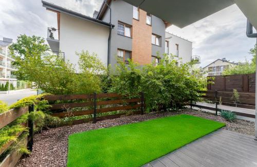 Pradnik Bialy Apartamento | Malila Premium Apartments Cracow Sosnowiecka 28E