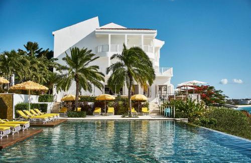 West End Village Complejo | Malliouhana Resort Anguilla