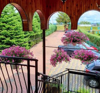 Polanczyk Casa | Malownicze Bieszczady - pokoje goscinne