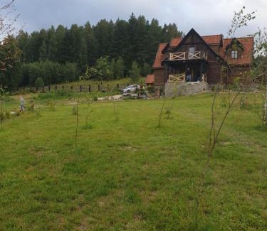 Jeziorany Casa | Malowniczy Zakątek w Dercu