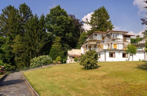 Porto Valtravaglia Apartamento | Malpensata by Interhome