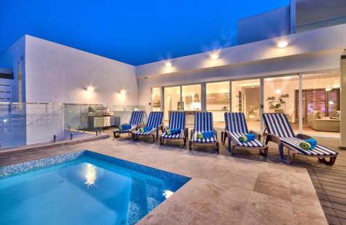 Santa Maria Estate Villa | Maltese Luxury Villas - Sunset Infinity Pools, Indoor Heated Pools and More!