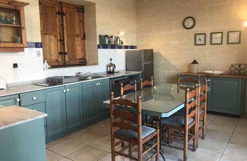 Mellieha Villa | MALTESE VILLA WITH PRIVATE POOL FAMILY FRIENDLY