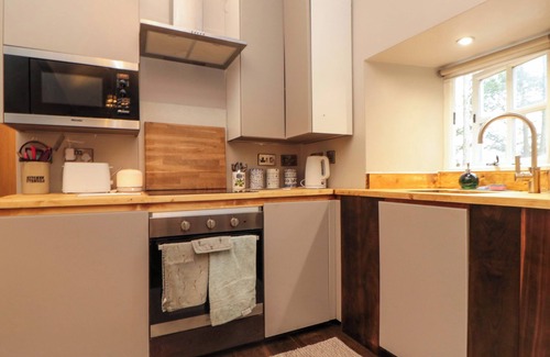 Urra Cabaña | MALTKILN HOUSE ANNEXE, pet friendly, with a garden in Stokesley