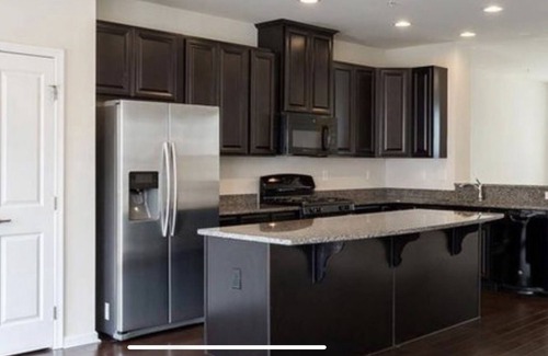 Malvern Casa | Malvern Full Townhome