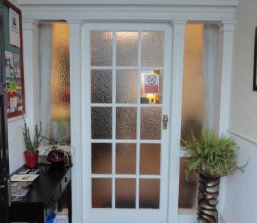Portrush Cama Y Desayuno | Malvern House