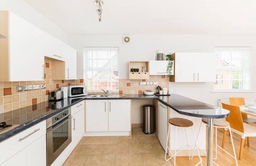 Little Malvern Apartamento | Malvern Wells Apartment with Lovely Balcony Views