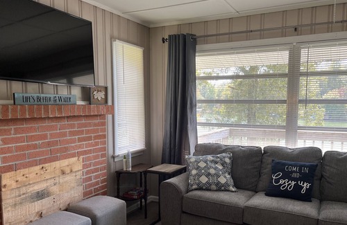 Tamassee Cabina | MaMa’s Cabin on Lake Cherokee in Tamassee, SC
