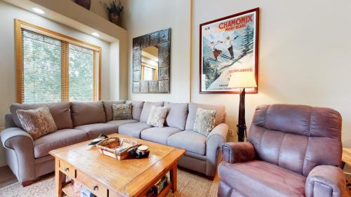 Mammoth Lakes Apartamento | Mammoth Green #214 condo