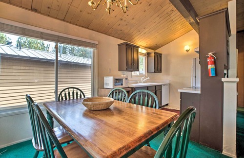 Mammoth Lakes Apartamento | Mammoth Lakes Townhome < 2 Mi to Ski Area!